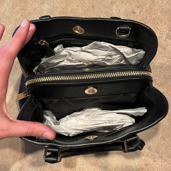 Michael Kors Satchel Bag w wallet - Picture 8 of 14